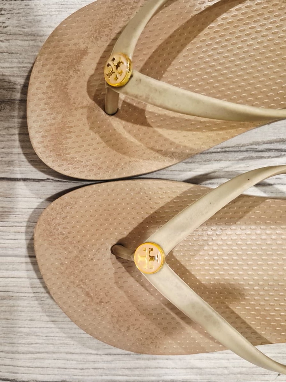 Tory Burch Cream Flip Flop Sandals with Gold Logo Medallion